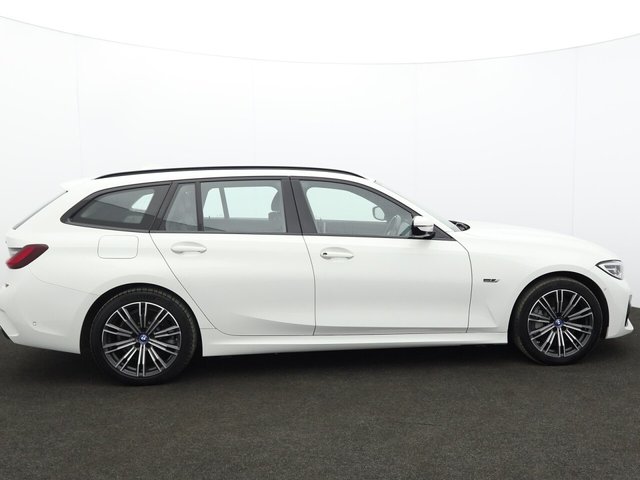 2022 BMW 3 Series 2L M Sport 5dr - Photo 11