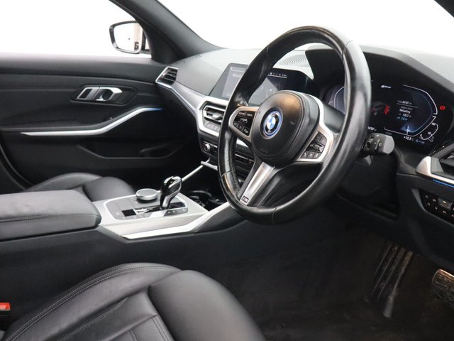 2022 BMW 3 Series 2L M Sport 5dr - Photo 12