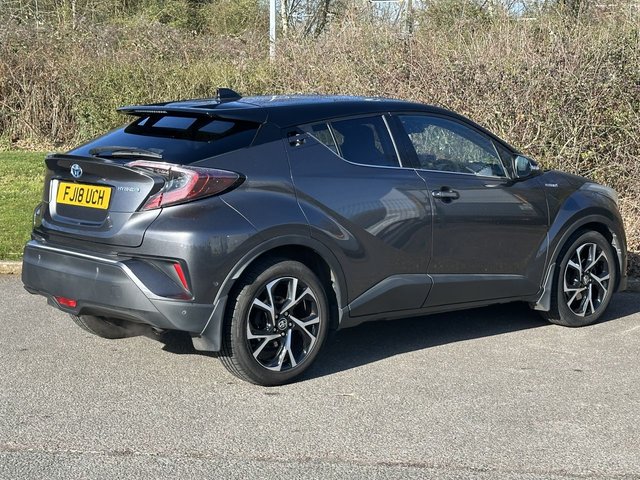 2018 TOYOTA C-HR - Photo 5