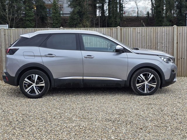 2020 PEUGEOT 3008 - Photo 6