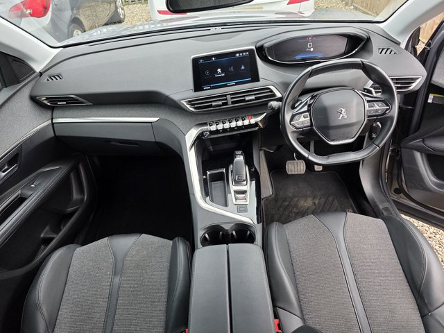 2020 PEUGEOT 3008 - Photo 11