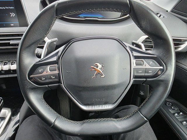2020 PEUGEOT 3008 - Photo 12
