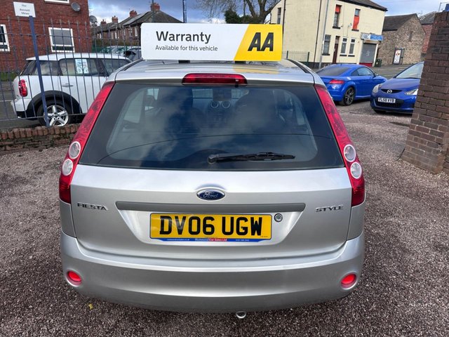 2006 FORD FIESTA - Photo 7