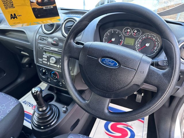 2006 FORD FIESTA - Photo 12