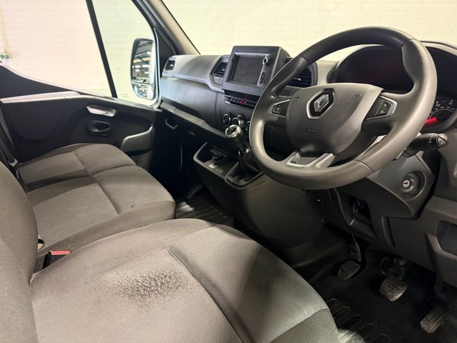 2021 RENAULT TRUCKS MASTER - Photo 3