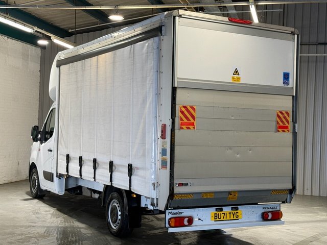 2021 RENAULT TRUCKS MASTER - Photo 2