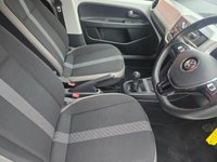 USED 2016 66 VOLKSWAGEN UP! 1.0 High up! Euro 6 5dr FULL SERVICE HISTORY