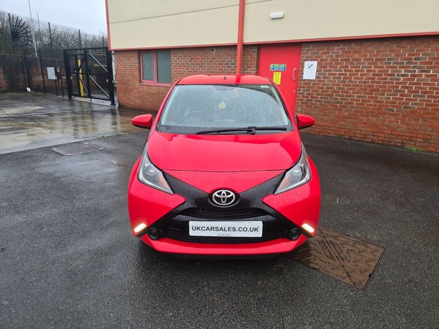 2015 TOYOTA AYGO - Photo 5