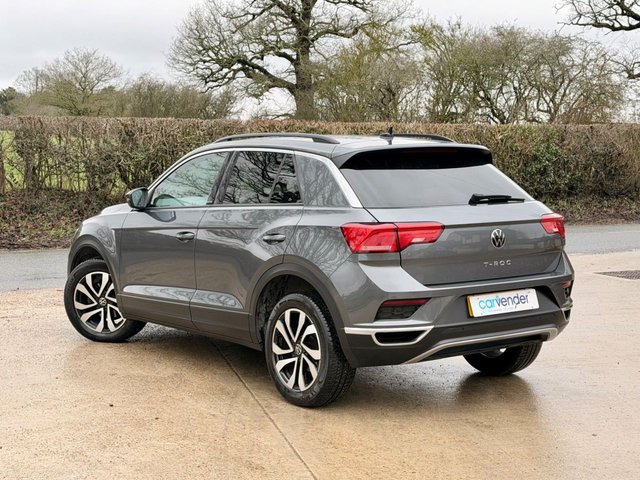 2022 Volkswagen T-Roc 1L Active 5dr - Photo 5