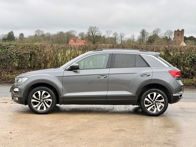 2022 Volkswagen T-Roc 1L Active 5dr - Photo 7