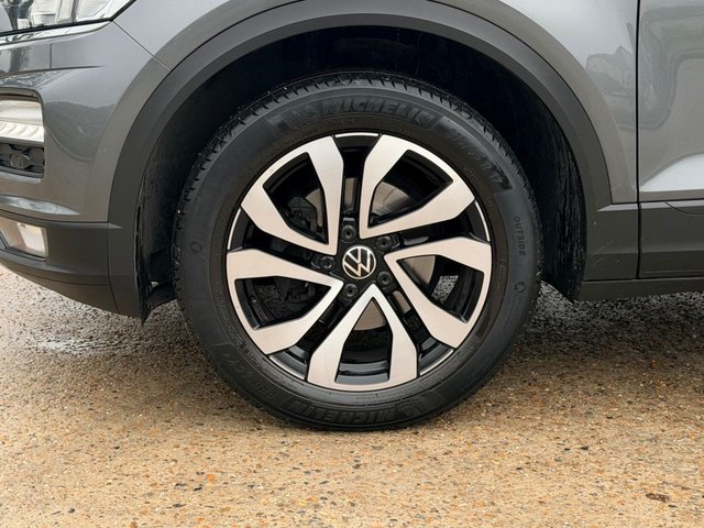 2022 Volkswagen T-Roc 1L Active 5dr - Photo 10