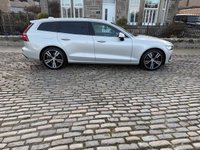 USED 2018 18 VOLVO V60 2.0 D4 Inscription Pro Estate 5dr Diesel Auto Euro 6 (s/s) (190 ps) Masive Spec 360 Camera+Panoramic Glass Sunrrof+Heated Seats+Navigation+++