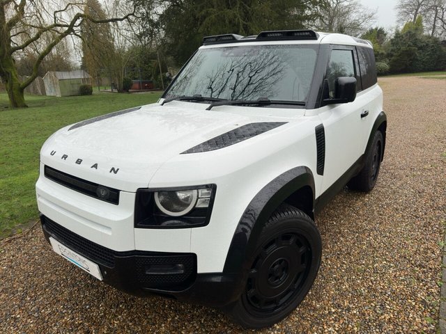 View our LAND ROVER DEFENDER 90