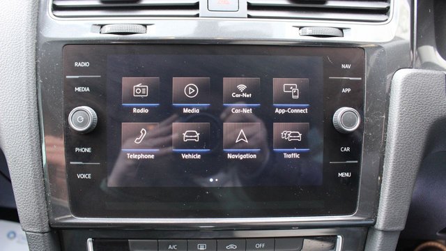 2019 VOLKSWAGEN GOLF (2019) - Photo 8