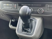 USED 2020 20 VOLKSWAGEN TRANSPORTER SHUTTLE 2.0 TDI SE Minibus Double Cab 5dr Diesel DSG SWB Euro 6 (s/s) (150 ps) 1 Owner,  150 BHP, DSG,  8 Seat, Full Main Dealer Service History