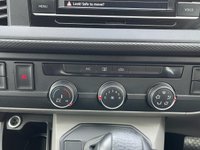 USED 2020 20 VOLKSWAGEN TRANSPORTER SHUTTLE 2.0 TDI SE Minibus Double Cab 5dr Diesel DSG SWB Euro 6 (s/s) (150 ps) 1 Owner,  150 BHP, DSG,  8 Seat, Full Main Dealer Service History
