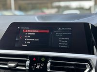 USED 2020 20 BMW 3 SERIES 2.0 318d Sport Touring 5dr Diesel Auto Euro 6 (s/s) (150 ps) CARPLAY + HEATED SEATS + AMBIENT LIGHTING + FRONT AND REAR SENSORS WITH REAR CAM + CRUISE CONTROL + SATNAV