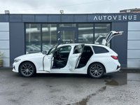 USED 2020 20 BMW 3 SERIES 2.0 318d Sport Touring 5dr Diesel Auto Euro 6 (s/s) (150 ps) CARPLAY + HEATED SEATS + AMBIENT LIGHTING + FRONT AND REAR SENSORS WITH REAR CAM + CRUISE CONTROL + SATNAV