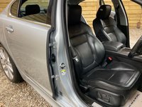 USED 2011 61 JAGUAR XF 3.0d S V6 Premium Luxury Saloon 4dr Diesel Auto Euro 5 (275 ps) UNIQUE OPPORTUNITY 22K MILES ONLY TWO LADY OWNERS