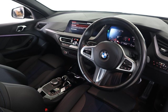 2023 BMW 1 Series - Photo 11