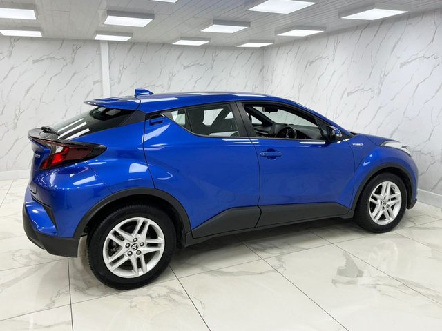 2020 Toyota C-HR 1.8L Icon 5dr - Photo 12