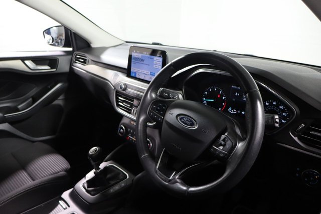 2019 FORD FOCUS 1.0T EcoBoost Titanium Hatchback 5dr Petrol Manual Euro 6 (s/s) (125 ps) - Photo 8