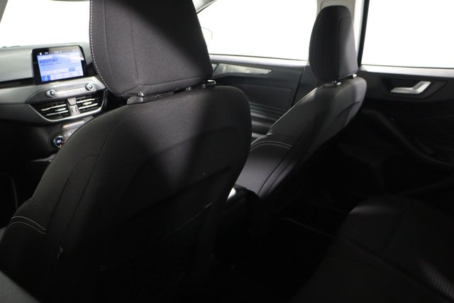 2019 FORD FOCUS 1.0T EcoBoost Titanium Hatchback 5dr Petrol Manual Euro 6 (s/s) (125 ps) - Photo 12