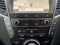 USED 2016 16 HYUNDAI SANTA FE 2.2 CRDi Blue Drive Premium SUV 5dr Diesel Auto 4WD Euro 6 (s/s) (7 Seat) (200 ps) 2.2 CRDi Blue Drive Premium SUV 5dr Diesel Auto 4WD Euro 6 (s/s) (7 Seat) (200 ps)