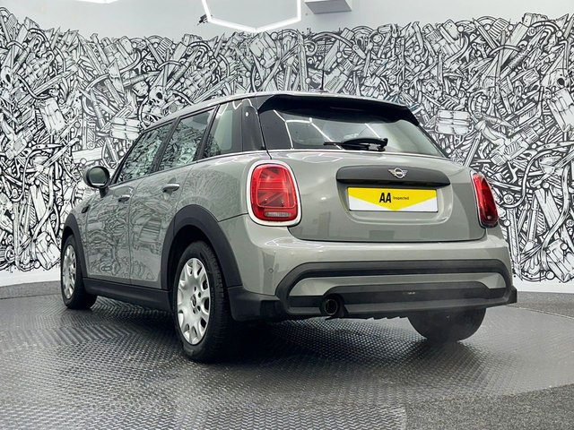 2022 MINI Hatch 1.5L One Classic 5dr - Photo 10