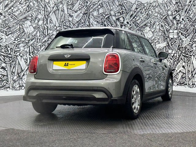 2022 MINI Hatch 1.5L One Classic 5dr - Photo 8