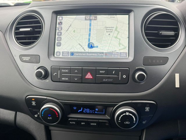 2018 HYUNDAI I10 - Photo 9