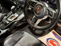 USED 2018 C PORSCHE CAYENNE 3.0 TD V6 Platinum Edition SUV 5dr Diesel TiptronicS 4WD Euro 6 (s/s) (262 ps) 