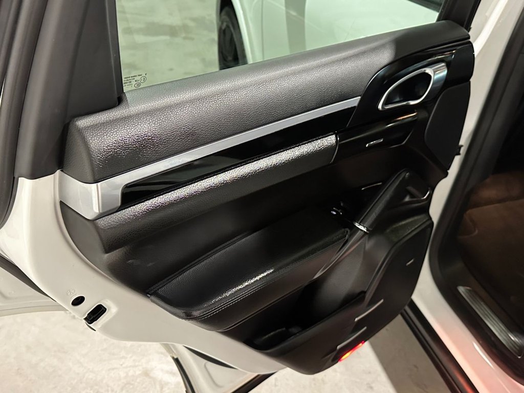USED 2018 C PORSCHE CAYENNE 3.0 TD V6 Platinum Edition SUV 5dr Diesel TiptronicS 4WD Euro 6 (s/s) (262 ps) 