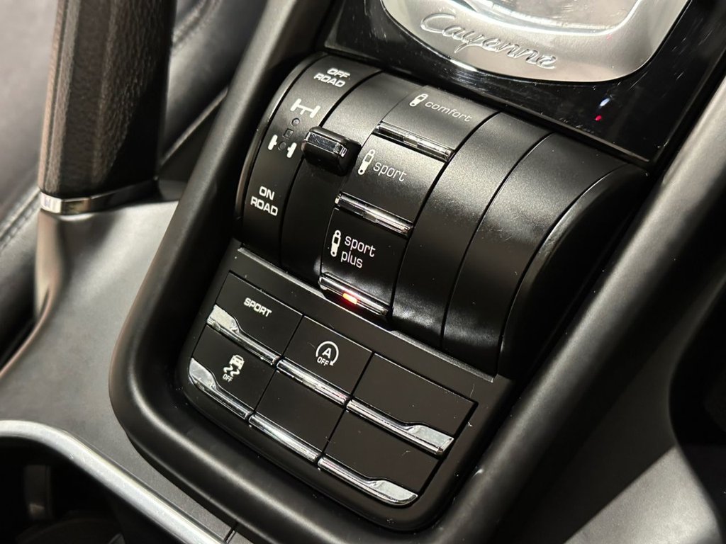 USED 2018 C PORSCHE CAYENNE 3.0 TD V6 Platinum Edition SUV 5dr Diesel TiptronicS 4WD Euro 6 (s/s) (262 ps) 