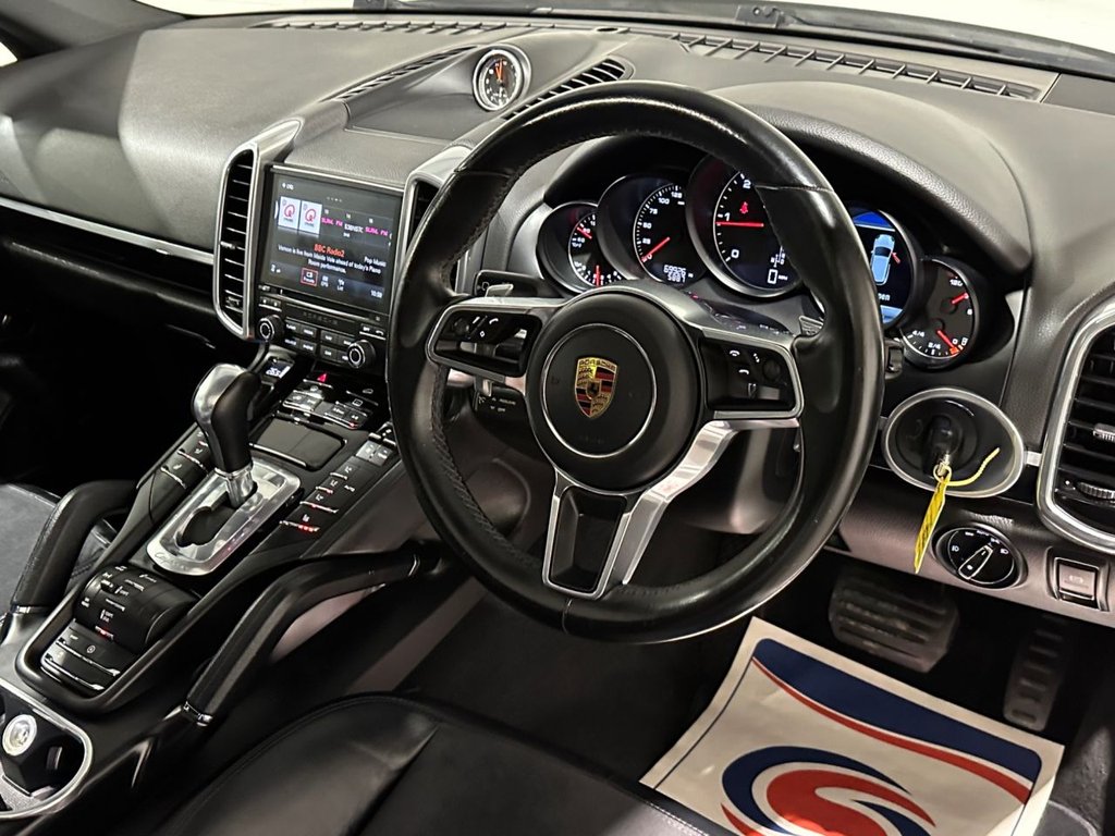 USED 2018 C PORSCHE CAYENNE 3.0 TD V6 Platinum Edition SUV 5dr Diesel TiptronicS 4WD Euro 6 (s/s) (262 ps) 