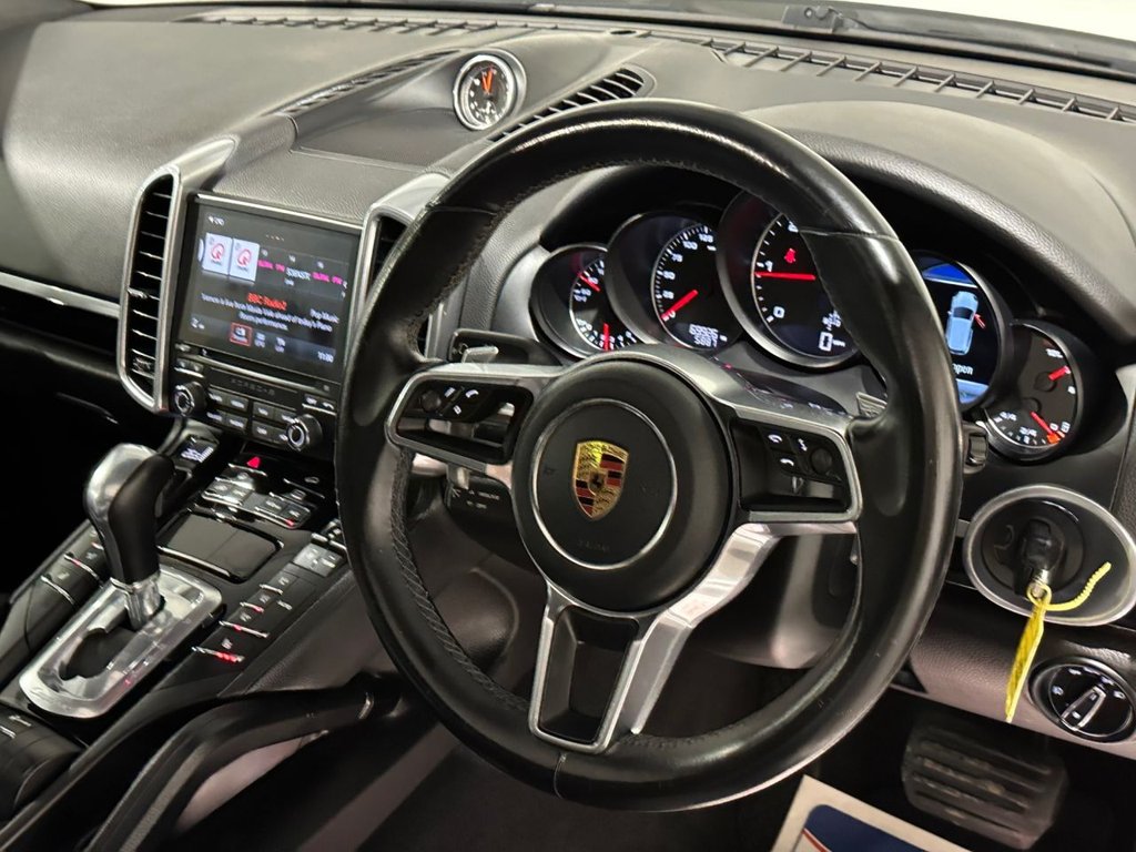 USED 2018 C PORSCHE CAYENNE 3.0 TD V6 Platinum Edition SUV 5dr Diesel TiptronicS 4WD Euro 6 (s/s) (262 ps) 