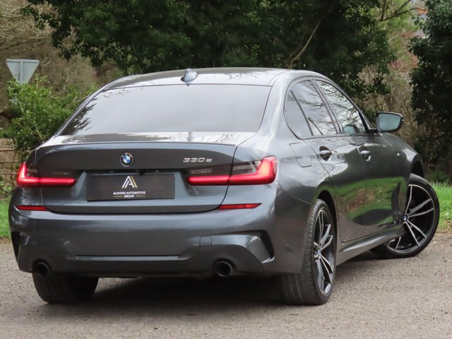 2020 BMW 3 SERIES - Photo 5