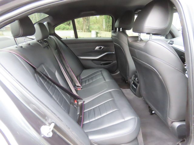 2020 BMW 3 SERIES - Photo 10