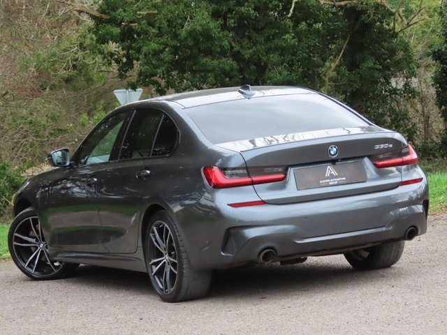 2020 BMW 3 SERIES - Photo 7