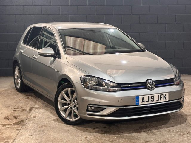 2019 VOLKSWAGEN GOLF
