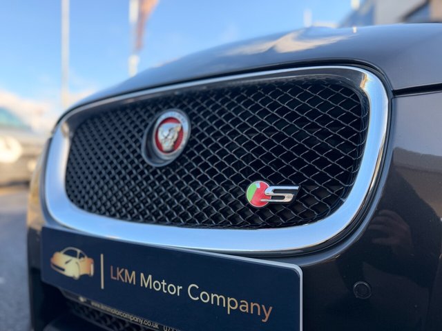 2015 Jaguar Xf - Photo 9