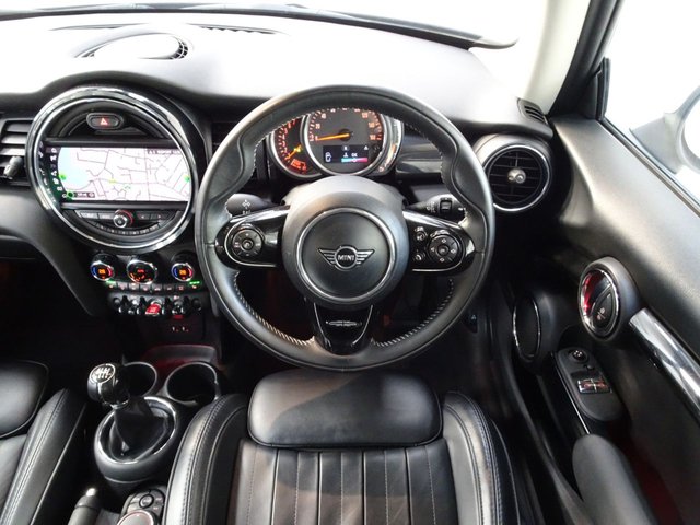 2019 MINI HATCH 1.5 Cooper Exclusive Hatchback 3dr Petrol Manual Euro 6 (s/s) (136 ps) - Photo 6