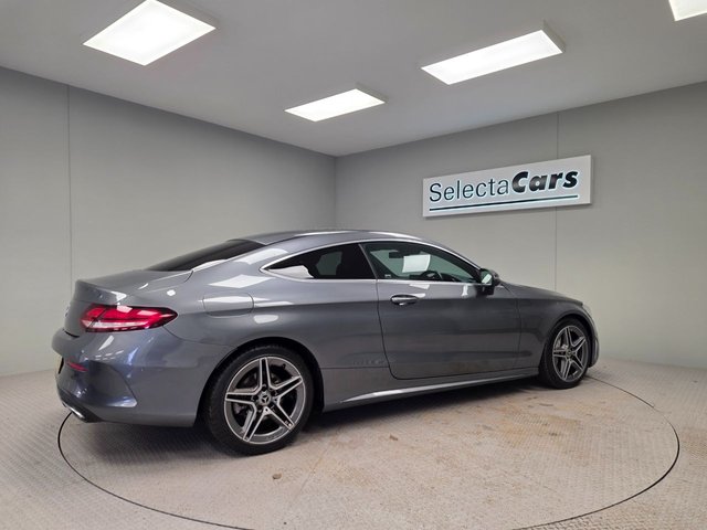 2018 MERCEDES-BENZ C-CLASS 2.0 C300d AMG Line (Premium) Coupe 2dr Diesel G-Tronic+ Euro 6 (s/s) (245 ps) - Photo 6