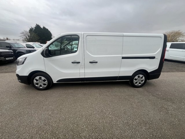 View our RENAULT TRAFIC