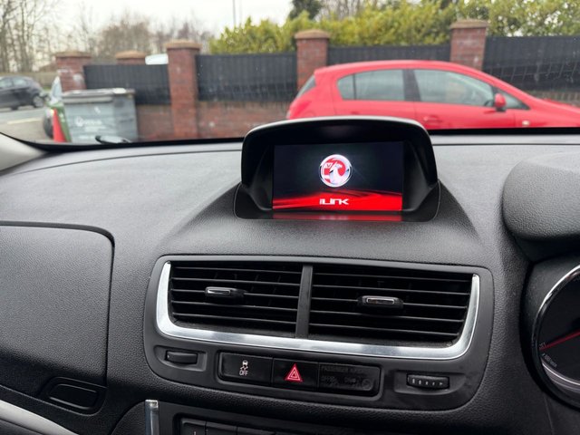 2014 VAUXHALL MOKKA 1.6 Tech Line SUV 5dr Petrol Manual 2WD Euro 5 (s/s) (115 ps) - Photo 12