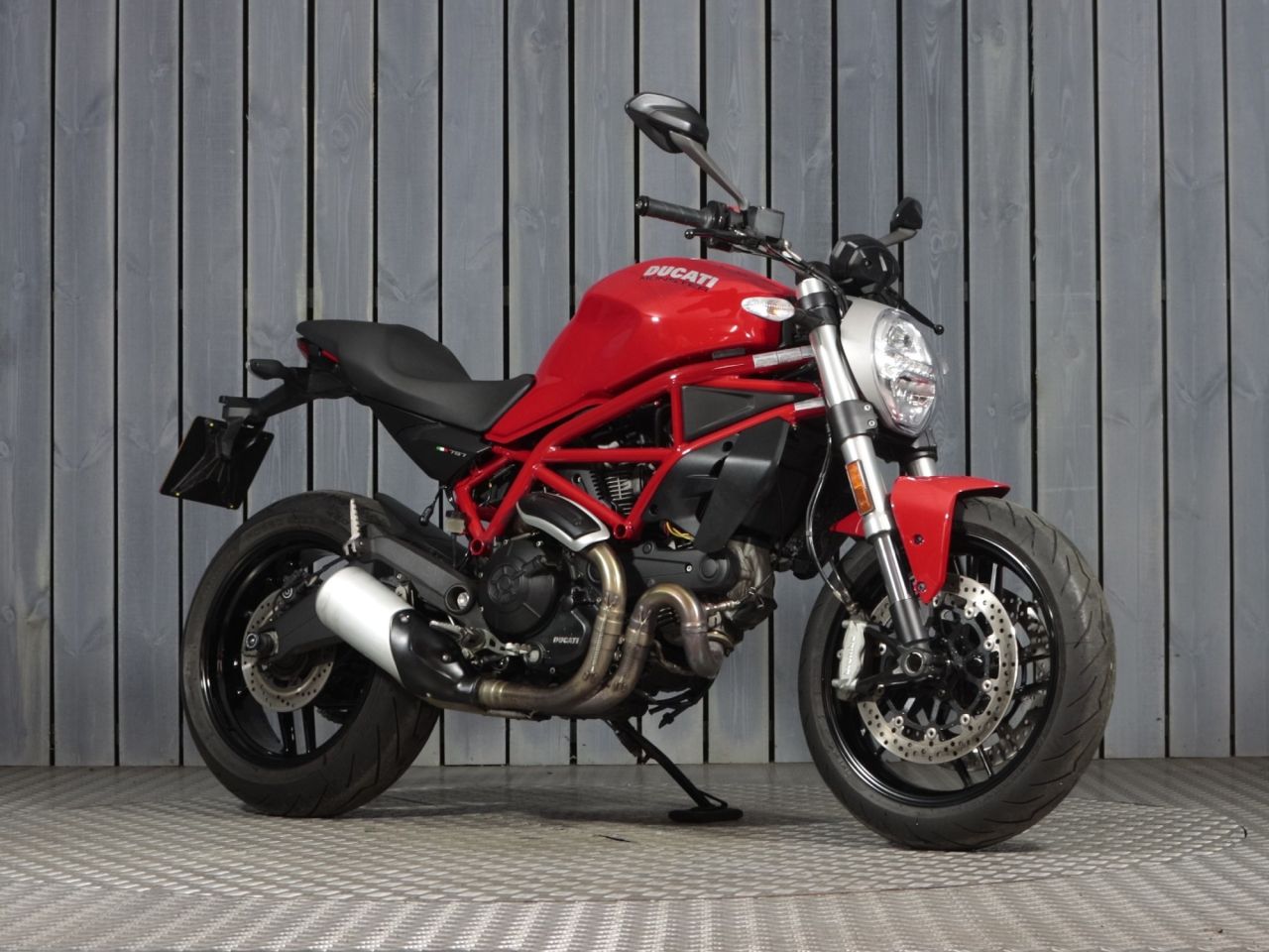DUCATI Monster 797