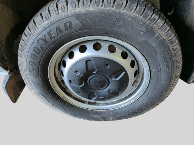 2023 Ford Transit Custom 2L Leader 5dr - Photo 5