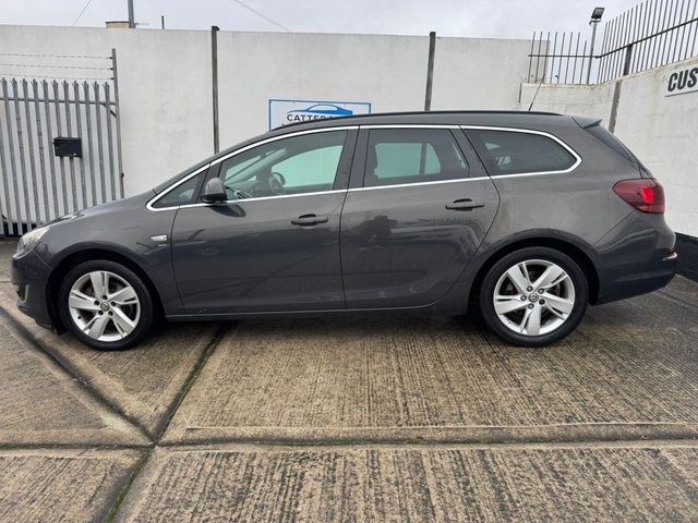 2014 Vauxhall Astra 2L SRI 5dr - Photo 2