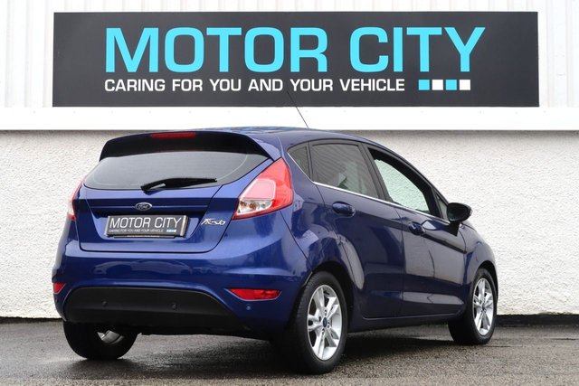 2017 FORD FIESTA 1.25 Zetec Hatchback 5dr Petrol Manual Euro 6 (82 ps) - Photo 3