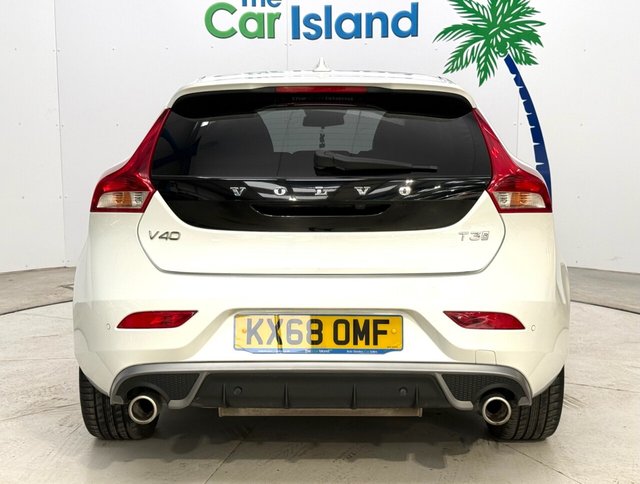 2018 VOLVO V40 1.5 T3 GPF R-Design Nav Plus Hatchback 5dr Petrol Auto Euro 6 (s/s) (152 ps) - Photo 7